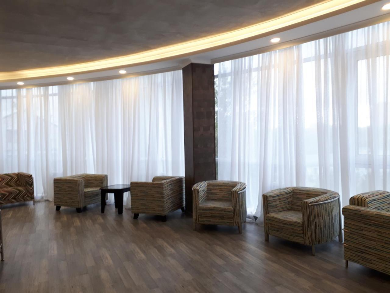 Artastana Hotell Exteriör bild