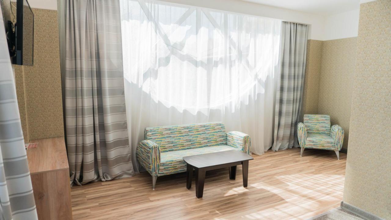 Artastana Hotell Exteriör bild